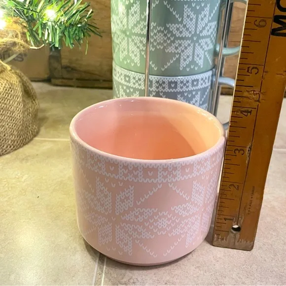 4 Snowflake Mugs Stackable In Stand - Picture 4 of 5